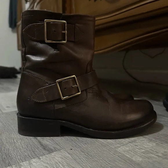 Frye Vicky Engineer Moto Brown Real Leather Belted Mid Calf Ankle Boot - Picture 6 of 13